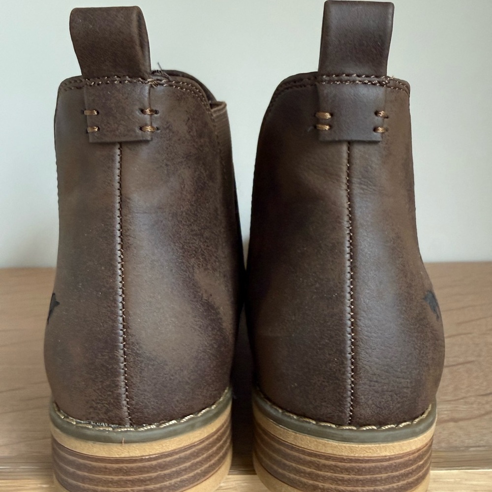 Rocket Dog Ankle Boots with Side Elastic - Picture 4 of 6